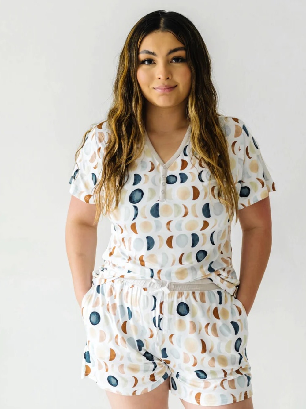 Little Sleepies Luna‎ Neutral Women’s Pajama Set White Short Sleeve Moon Phase